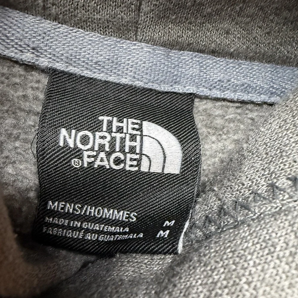 The North Face Hoodie Sweater Mens‎ M Gray Graphic Fleece Pullover Hiking Casual